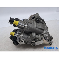 Renault - Clio - Mechanical fuel pump