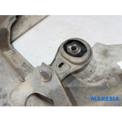 Renault - Trafic - Subframe