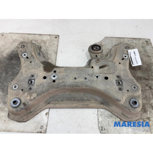 Renault - Trafic - Subframe