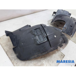 Renault - Trafic - Wheel arch liner