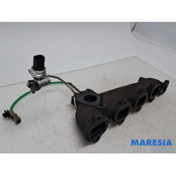 Opel - Vivaro - Exhaust manifold