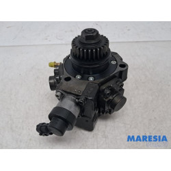 Opel - Vivaro - Mechanical fuel pump