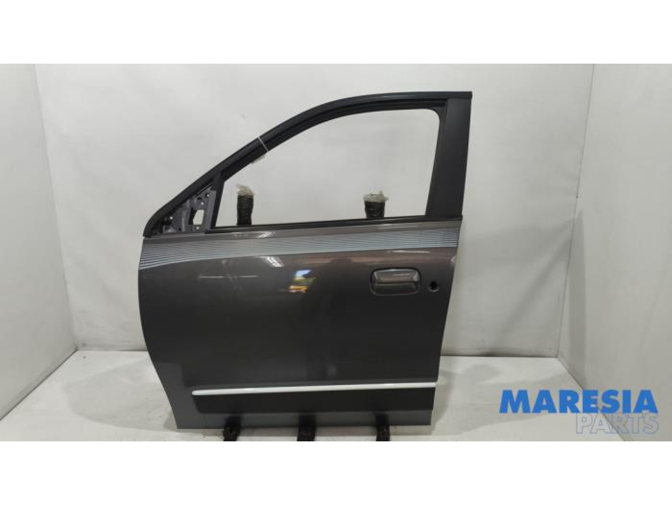 Renault - Twingo - Door 4-door, front left