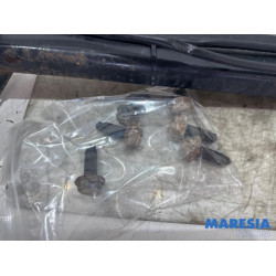 Renault - Trafic - Towbar