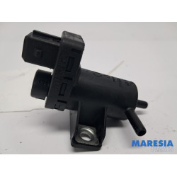 Opel - Vivaro - Vacuum relay