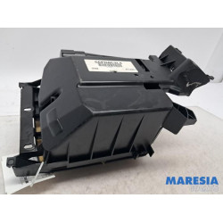 Peugeot - Expert - Fuse box