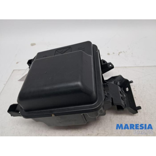 Peugeot - Expert - Fuse box