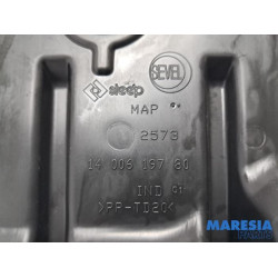 Peugeot - Expert - Fuse box