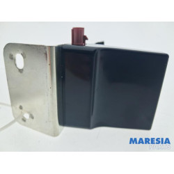 Fiat - 500 - Antenna Amplifier