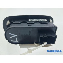 Fiat - 500 - Multi-functional window switch