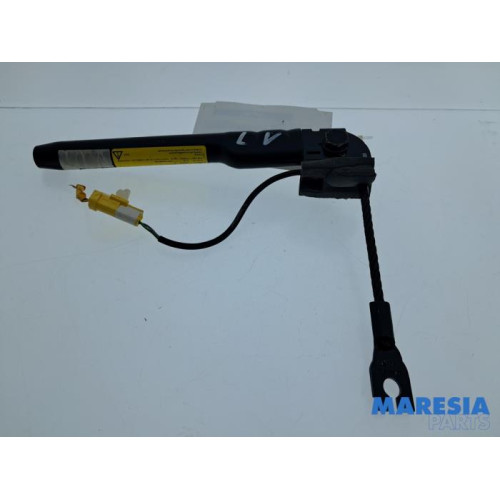 Fiat - 500 - Gordelspanner links