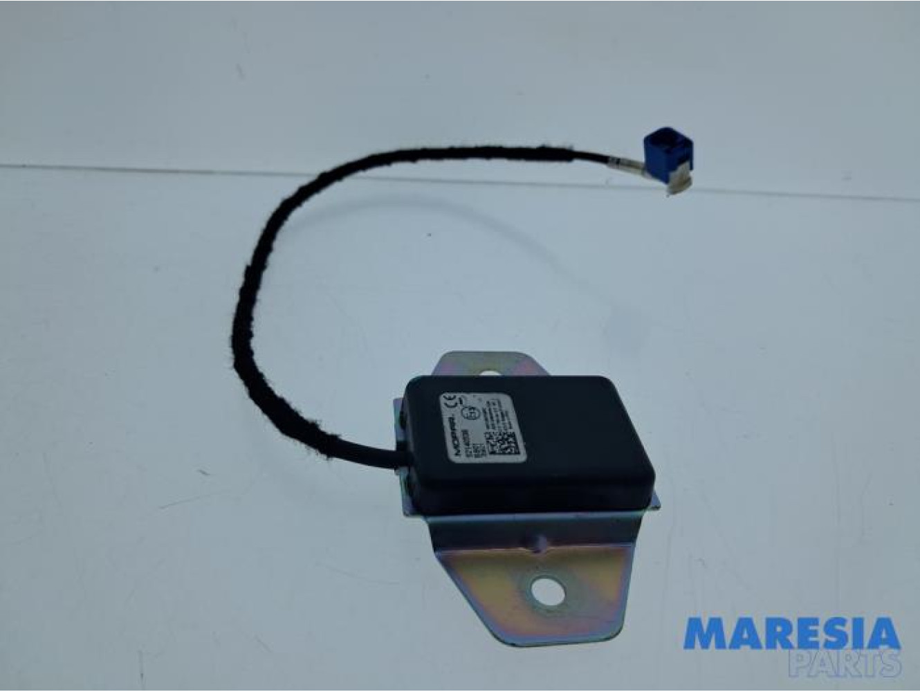 Fiat - 500 - Antenna Amplifier
