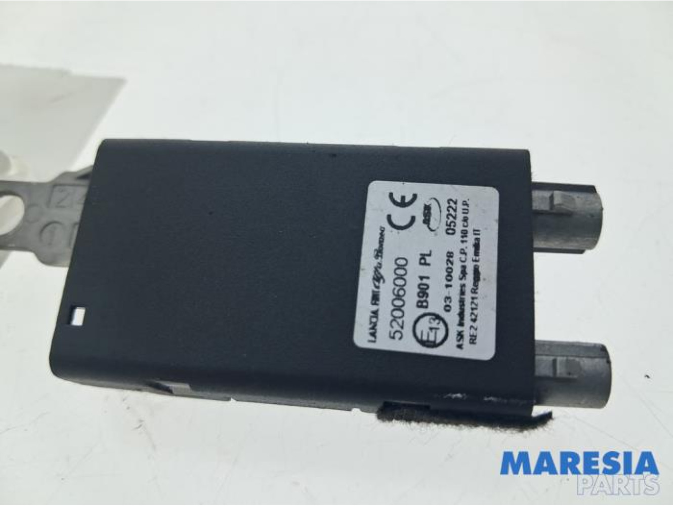 Fiat - 500 - Antenna Amplifier