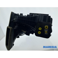 Renault - Twingo - Heater housing