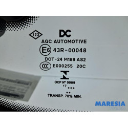 Renault - Twingo - Rear door window 4-door door, rear right