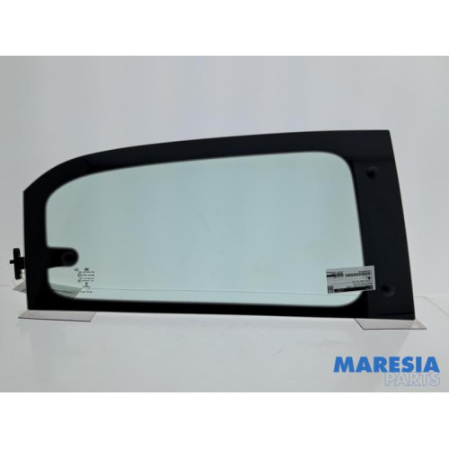 Renault - Twingo - Rear door window 4-door door, rear right