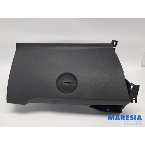 Renault - Kangoo - Glovebox