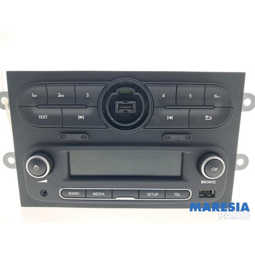 Renault - Twingo - Radio
