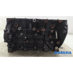 Opel - Vivaro - Engine crankcase