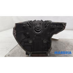 Opel - Vivaro - Engine crankcase
