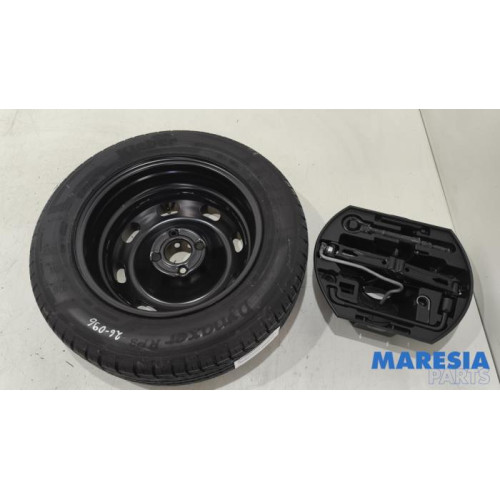 Citroen - C3 - Krikset + reservewiel