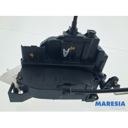 Renault - Kangoo - Minibus/van rear door lock mechanism