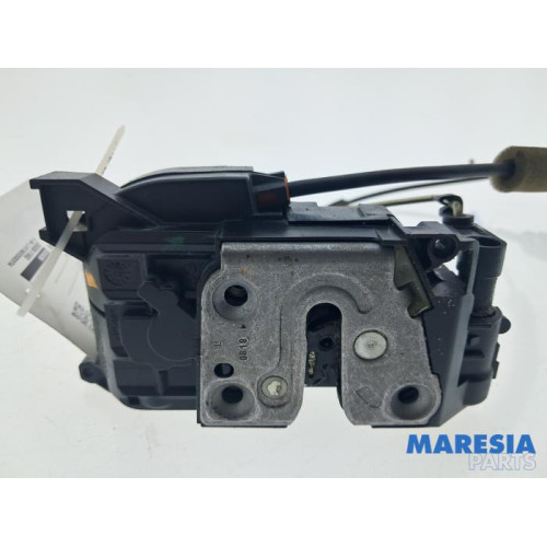 Renault - Kangoo - Minibus/van rear door lock mechanism