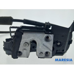 Renault - Twingo - Front door lock mechanism 4-door, right