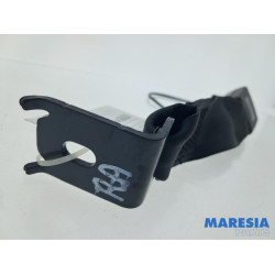 Renault - Twingo - Rear seatbelt buckle, right