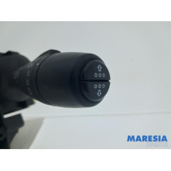 Renault - Trafic - Steering column stalk