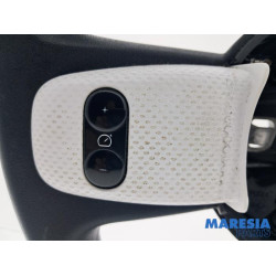 Renault - Twingo - Steering wheel