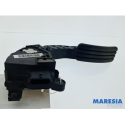 Renault - Trafic - Gaspedal
