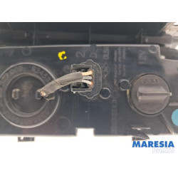 Renault - Trafic - Taillight, right