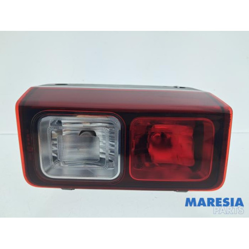 Renault - Trafic - Achterlicht rechts