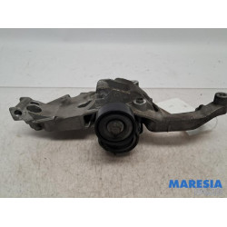 Citroen - C3 - Alternator upper bracket