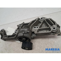 Citroen - C3 - Alternator upper bracket
