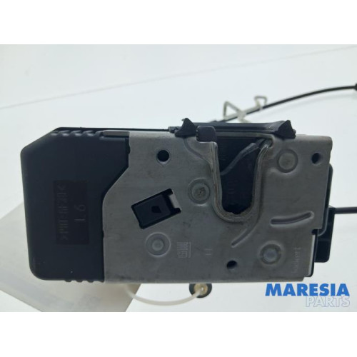 Renault - Trafic - Minibus/van rear door lock mechanism