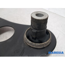 Renault - Twingo - Front lower wishbone, right