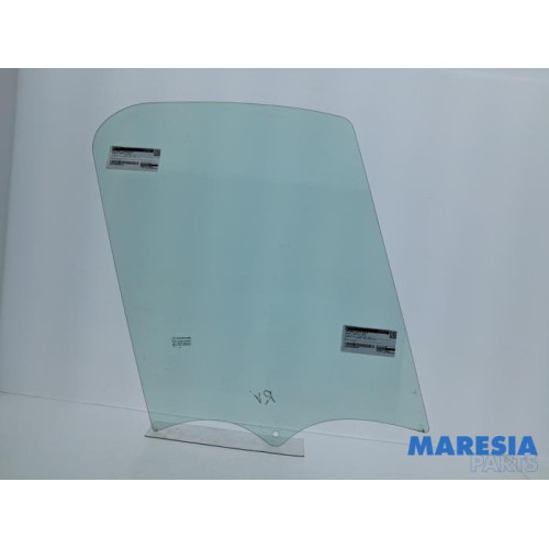 Renault - Trafic - Door window 2-door, right