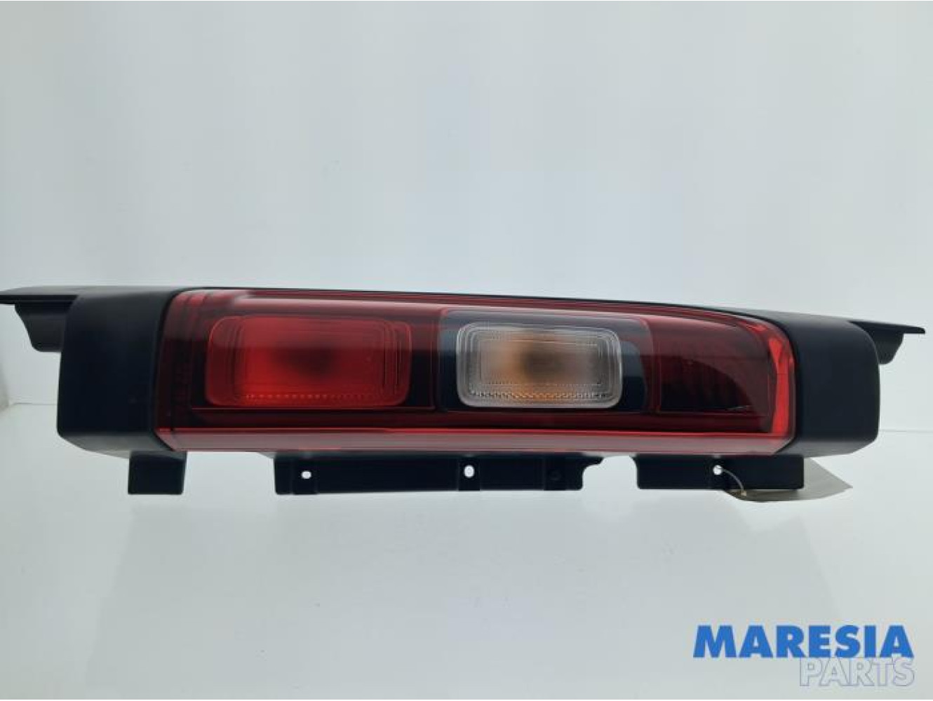 Renault - Trafic - Rücklicht links