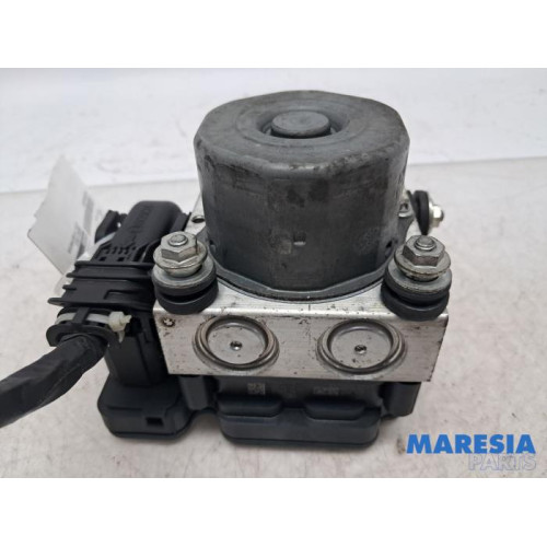 Renault - Twingo - ABS Pumpe