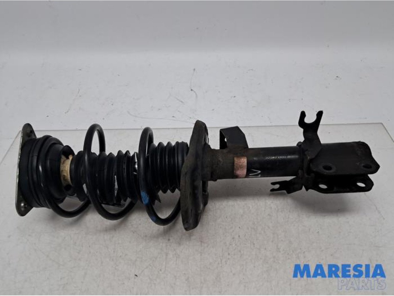 Renault - Twingo - Front shock absorber rod, left