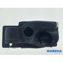 Renault - Trafic - Tank Klep