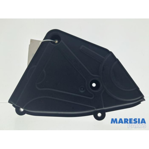 Renault - Twingo - Timing cover