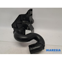 Renault - Trafic - Air intake hose