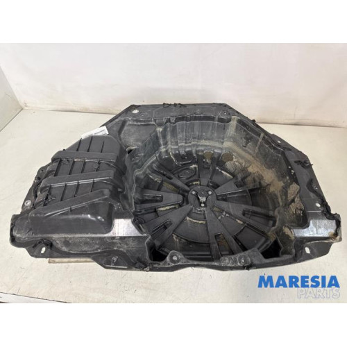 Renault - Megane - Reservewielbak