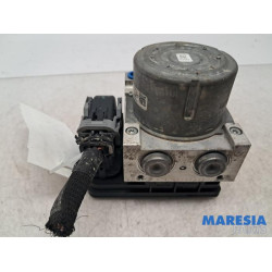 Renault - Trafic - ABS Pumpe
