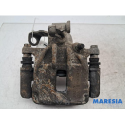 Renault - Trafic - Rear brake calliper, right