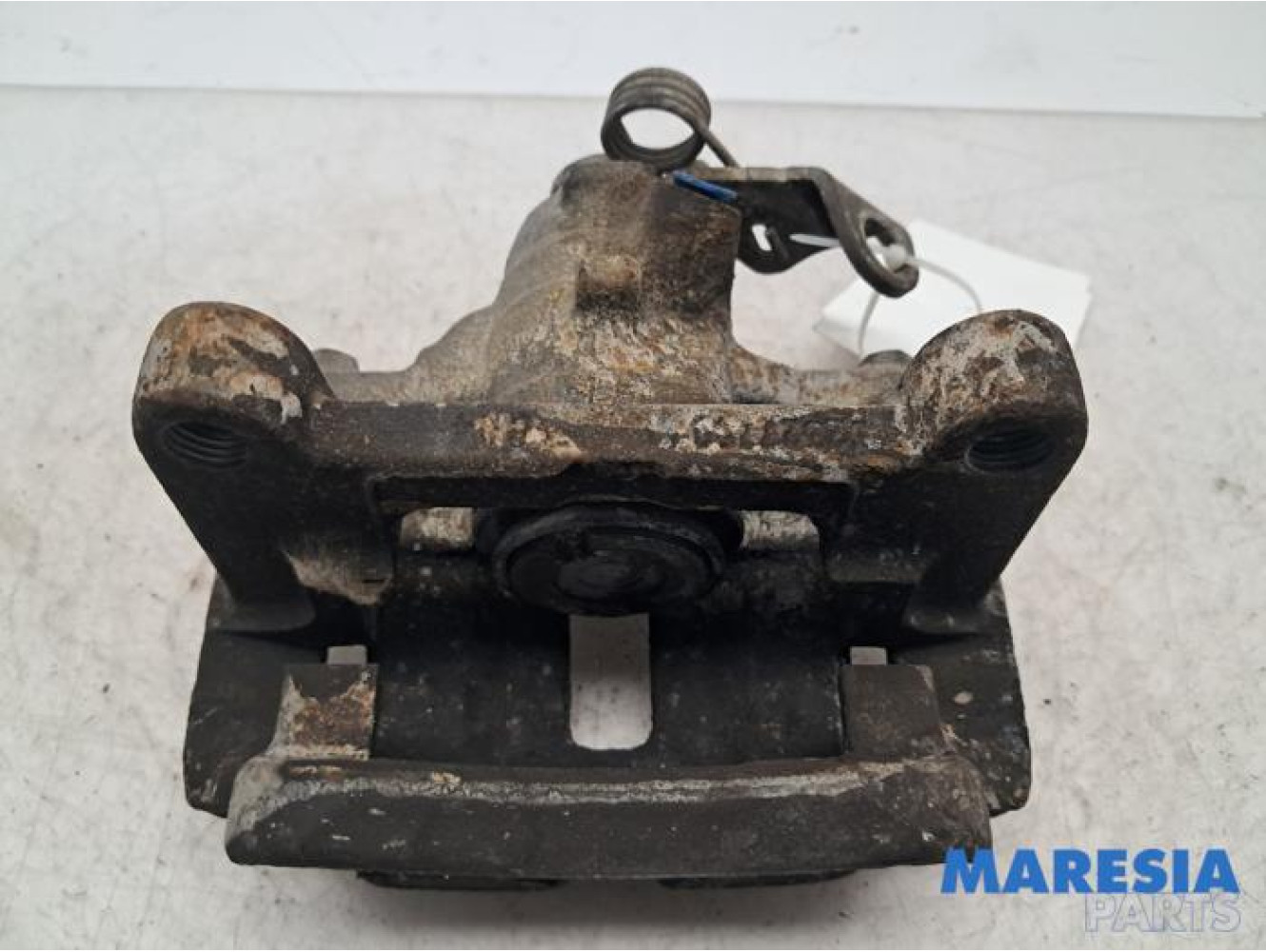 Renault - Trafic - Rear brake calliper, right