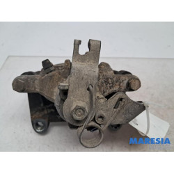 Renault - Trafic - Rear brake calliper, right
